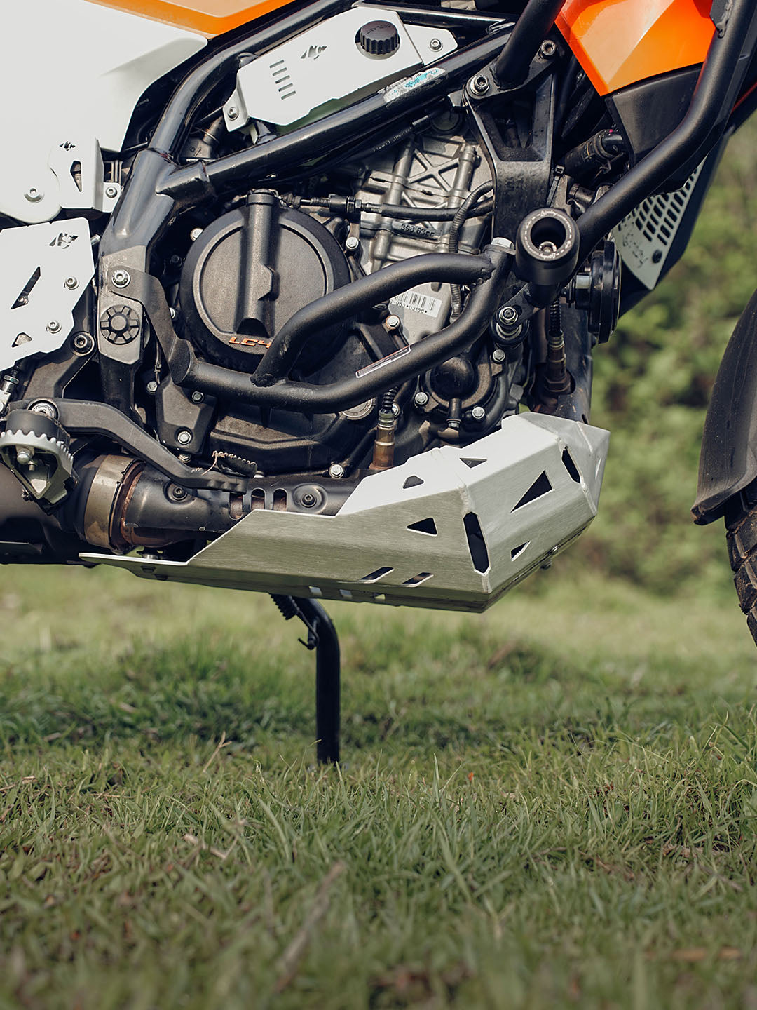 Legundary KTM ADV 390 2025 Model Vambrace Bash Plate Silver