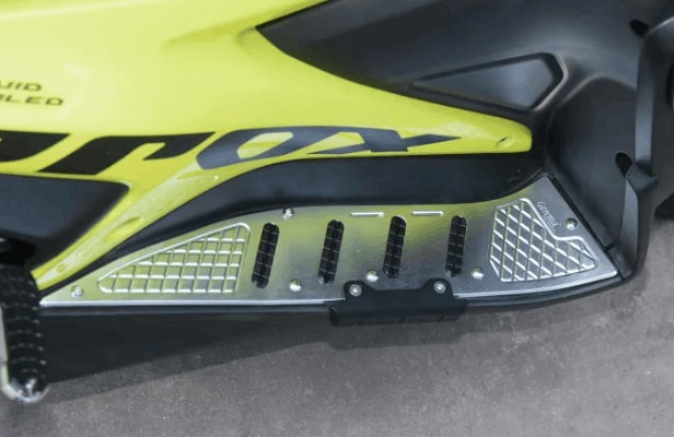 YAMAHA AEROX ACCESSORIES INDIA YAMAHA AEROX BOARD FOOTREST ALUMINIUM GENMA