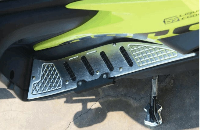 YAMAHA AEROX ACCESSORIES INDIA YAMAHA AEROX BOARD FOOTREST ALUMINIUM GENMA