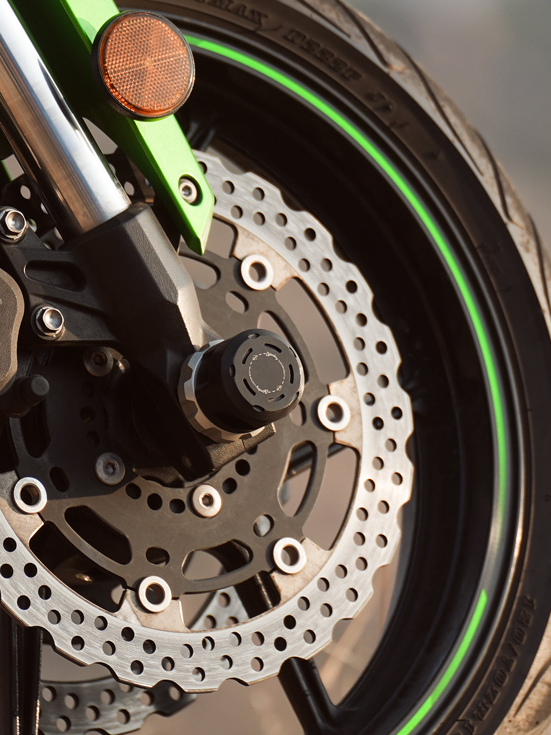 LCB Kawasaki Versys 650 Rotex Front Wheel Slider