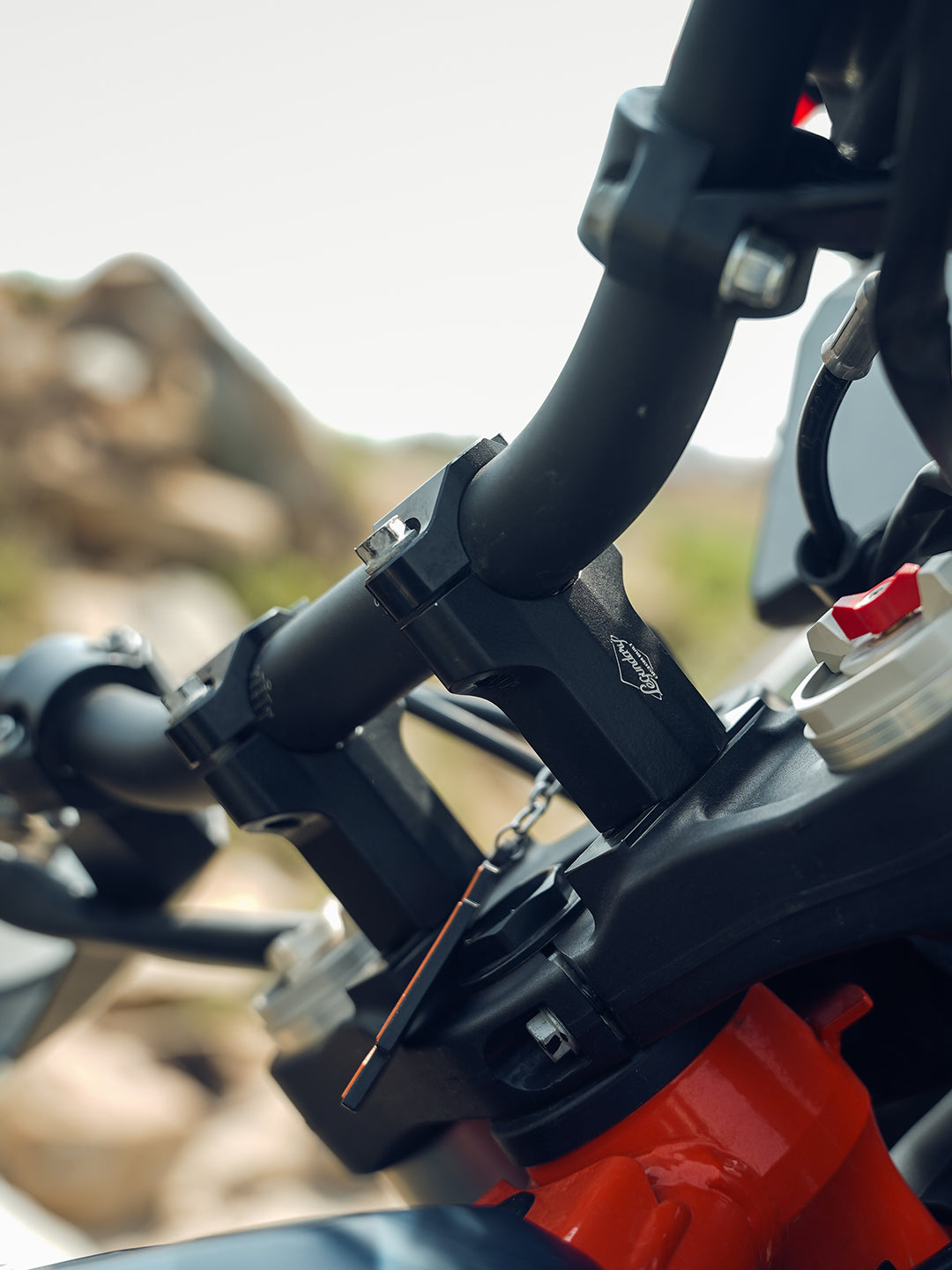 Legundary KTM ADV 890 Dodger Handle Riser Black