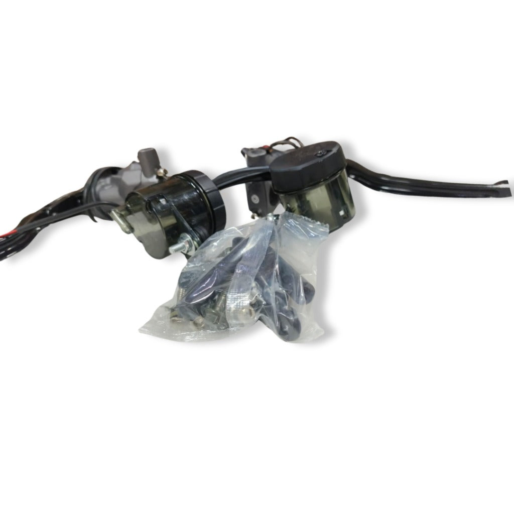 Brembo radial dual Hydraulic clutch & brake Lever Set For Universal Bikes – Black Color ( Set of 2 pieces ) with big fuel tank and instant clutch ( REPLICA)