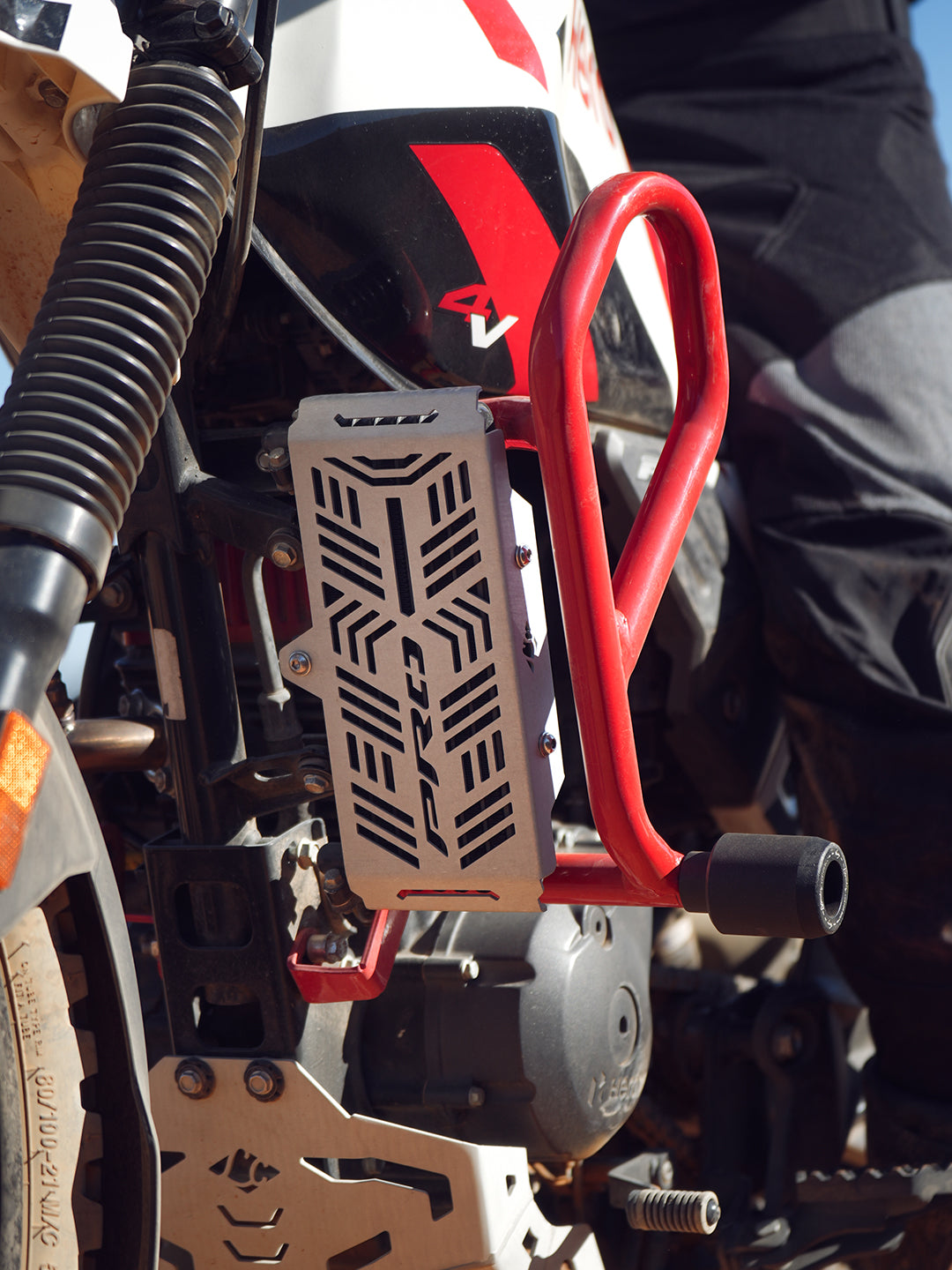 LCB Xpulse 200 4V Pro Vector Radiator Grill