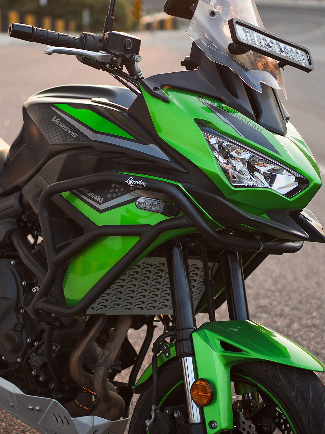 LCB Kawasaki Versys 650 Vector Radiator Grill Silver