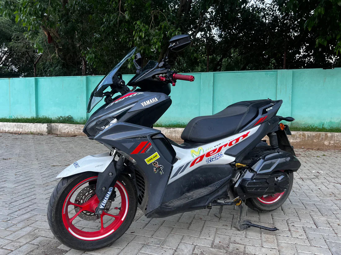 YAMAHA AEROX TOURING WINDSHIELD | ZHIPAT |  VISOR GLASS | MADE IN VIETNAM |V2 | NEW SHAPE DESIGN | ADVENTURE TOURING GLASS