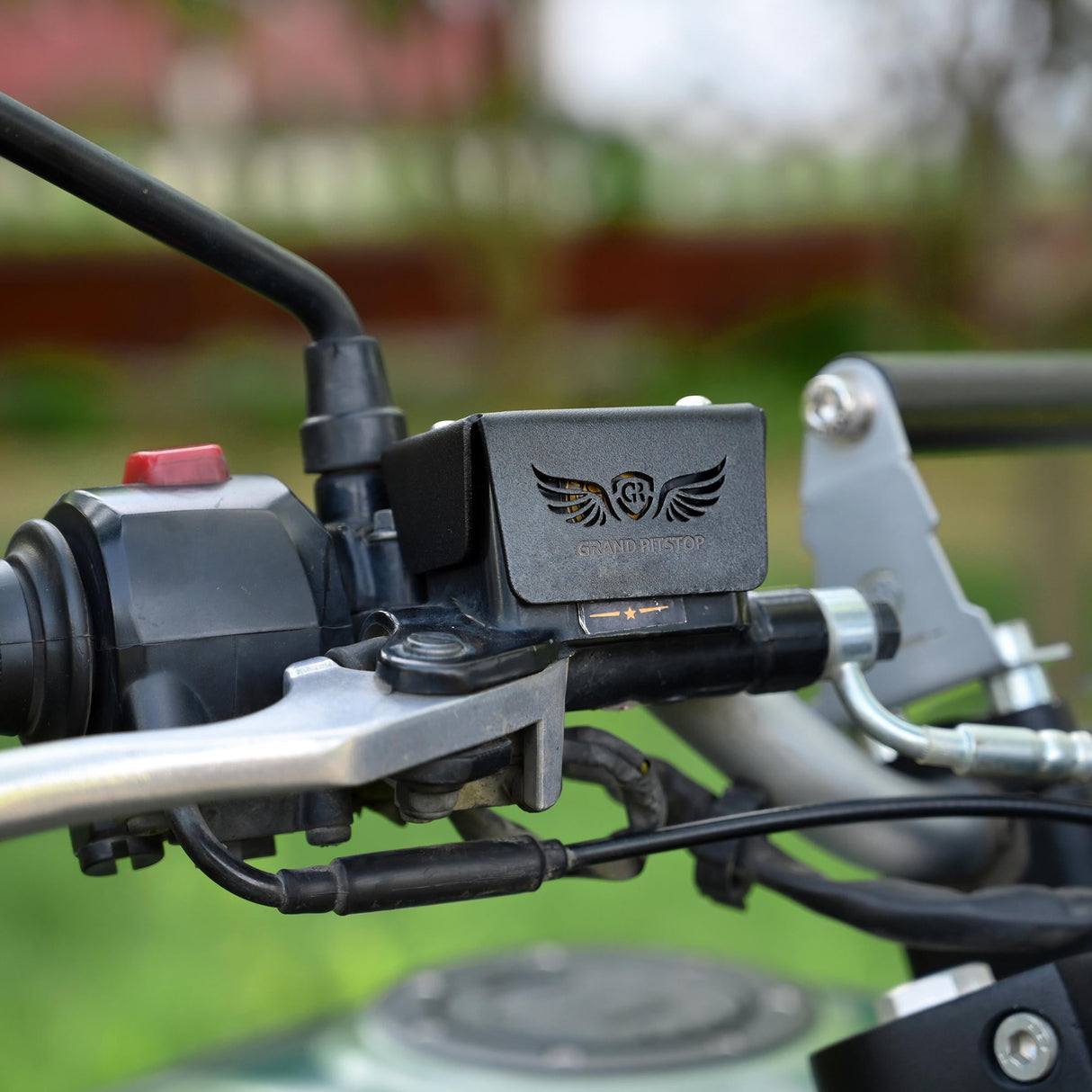 FRONT FLUID RESERVOIR COVER - Black for YEZDI - SCRAMBLER