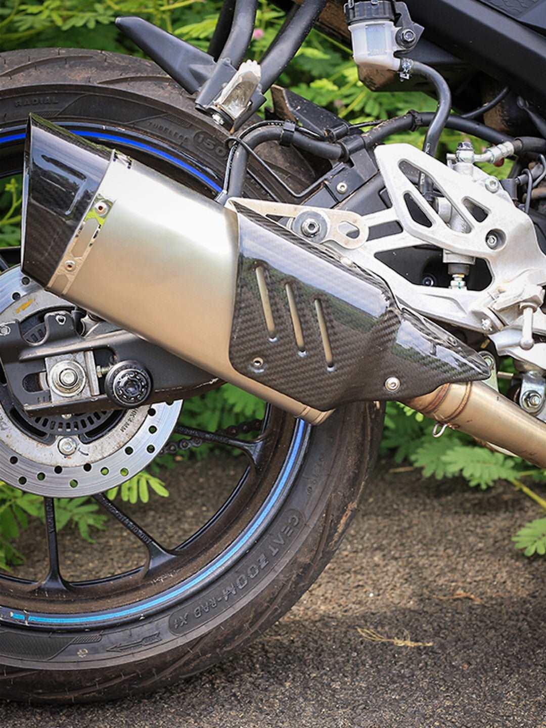 Akra Silver End Carbon Shield Exhaust - Moto Modz