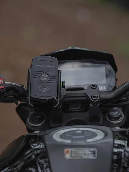 JB Racing M9 Wireless Mobile Charger - Moto Modz