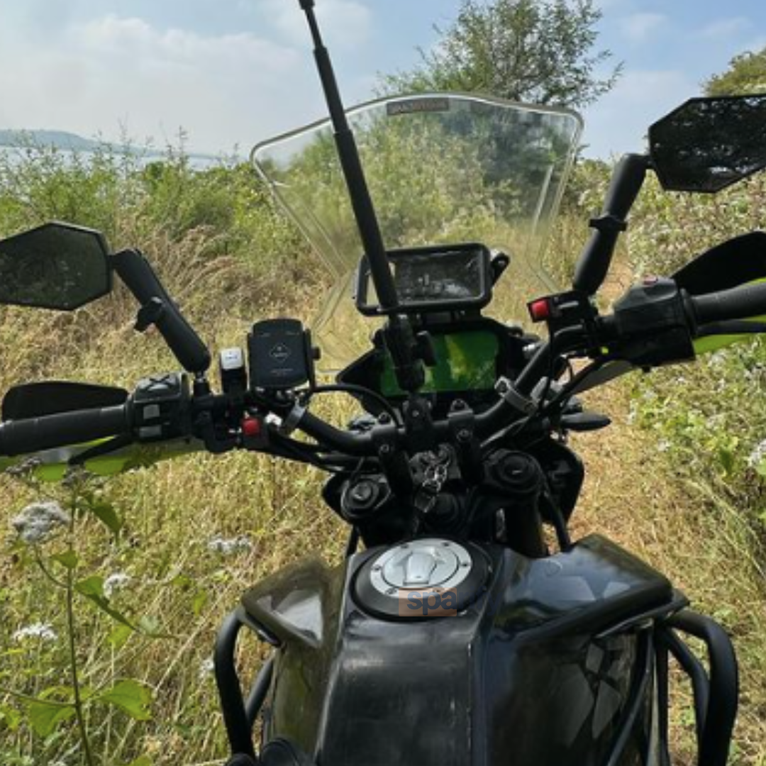 KTM Adventure 390 windshield /big visor GIVI type with clamp set  ( MOTOCARE)